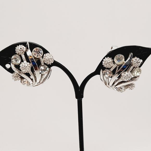 Vintage Crown Trifari Rhinestone Clip Earrings,Rhodium Plate Mid Century Jewelry - Picture 7 of 14